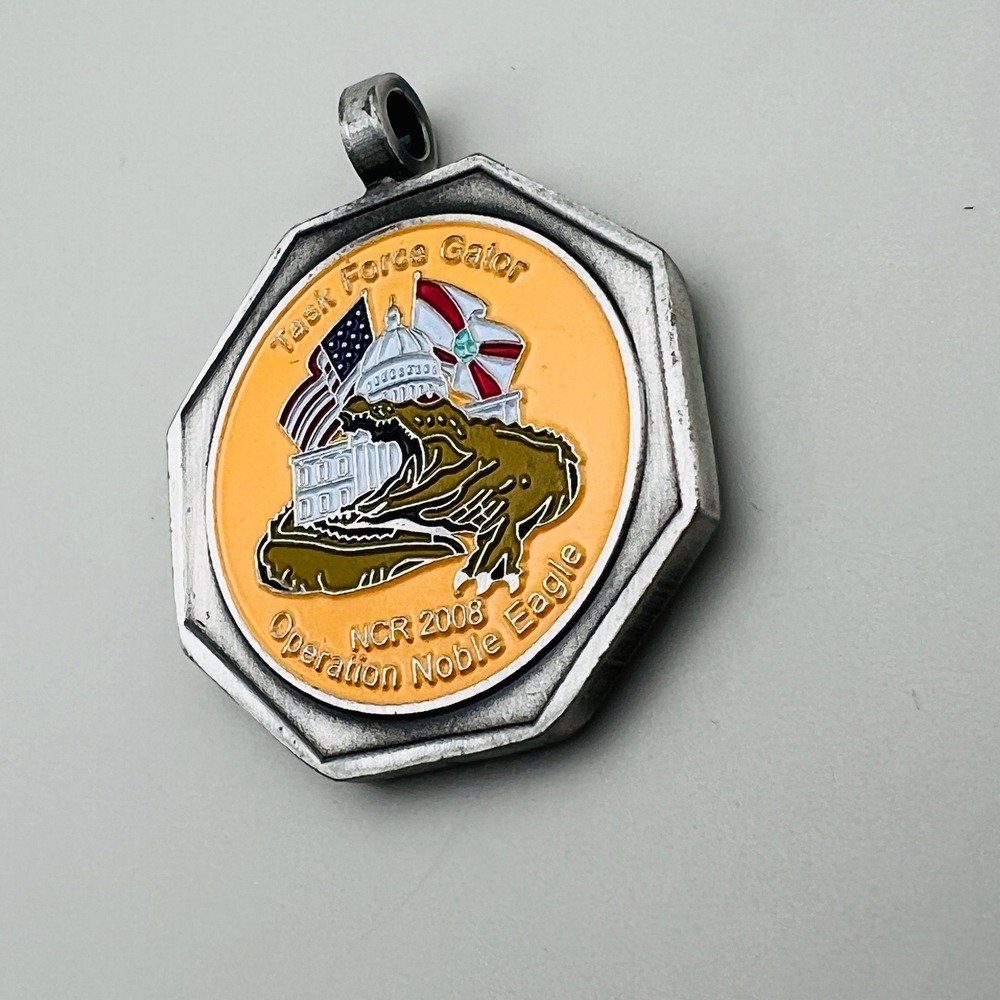 Task Force Gator Pendant Medallion Operation Noble Eagle Florida National Guard - Picture 3 of 10